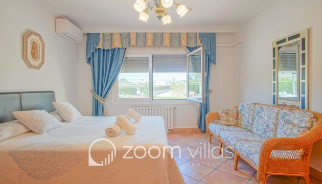 Resale - Villa - Benissa - Fustera