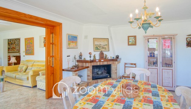 Resale - Villa - Benissa - Fustera