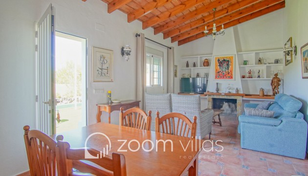 Resale - Villa - Benissa - Fustera