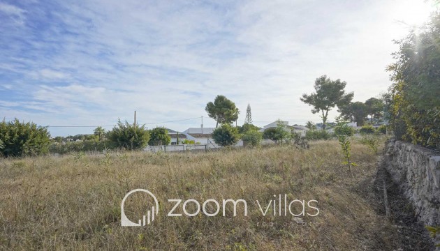 Resale - Plot / Land - Jávea - Adsubia