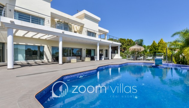 Resale - Villa - Benissa - La Fustera