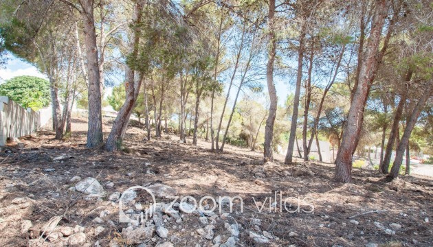 Resale - Plot / Land - Moraira - El Portet