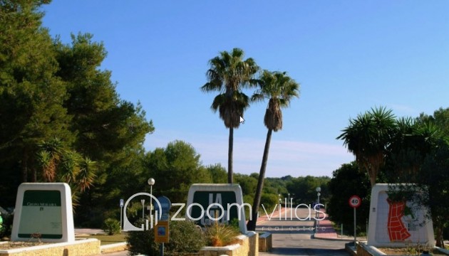 Resale - Plot / Land - Jávea - La Cala