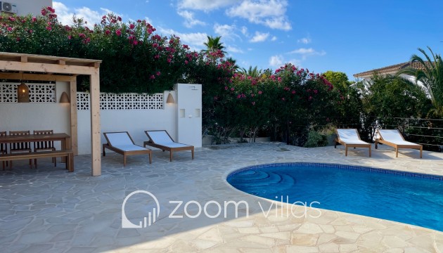 Resale - Villa - Moraira - Costera del mar