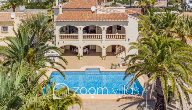 Resale - Villa - Benitachell  - Cumbre del sol