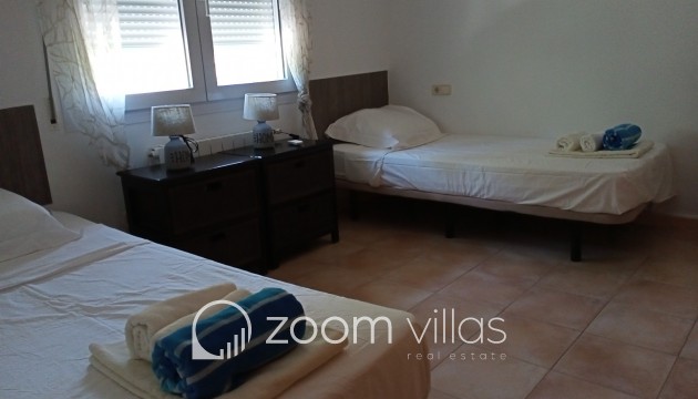 Resale - Villa - Altea