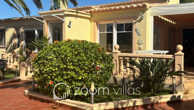 Resale - Villa - Jávea - Costa Nova