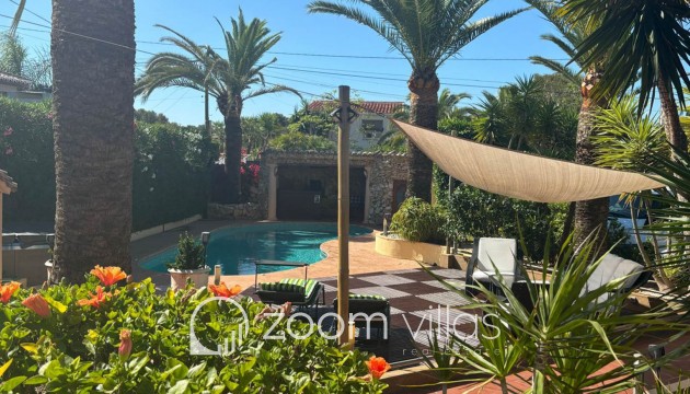 Resale - Villa - Jávea - Costa Nova