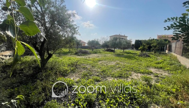 Resale - Plot / Land - Calpe