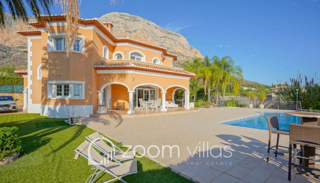 Wiederverkauf - Villa - Jávea - El Garroferal