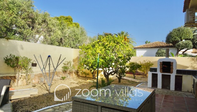 Resale - Villa - Benissa - Montemar