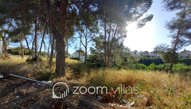 Resale - Plot / Land - Calpe