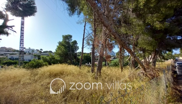 Resale - Plot / Land - Calpe