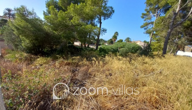 Resale - Plot / Land - Calpe