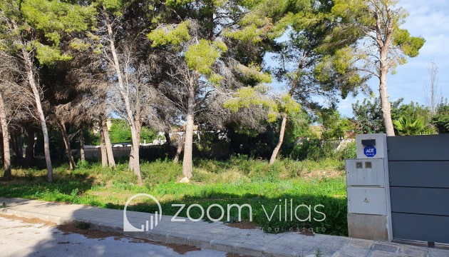 Resale - Plot / Land - Moraira