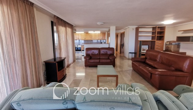 Resale - Apartment - Altea