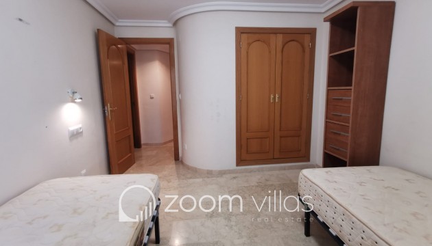 Resale - Apartment - Altea