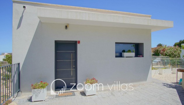 Reventa - Villa - Benitachell - Begonias