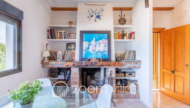 Resale - Villa - Denia - Benimaquia