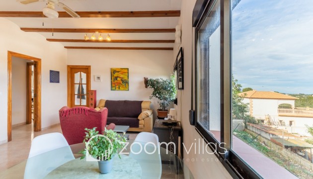 Resale - Villa - Denia - Benimaquia