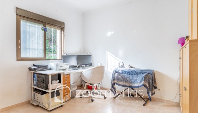 Resale - Villa - Denia - Benimaquia